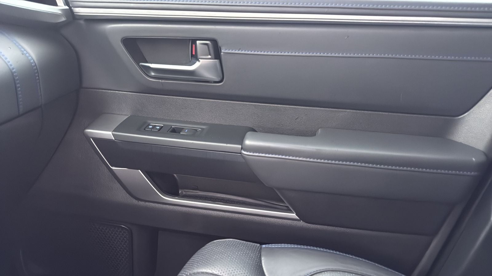 2023 Toyota Sequoia Platinum
