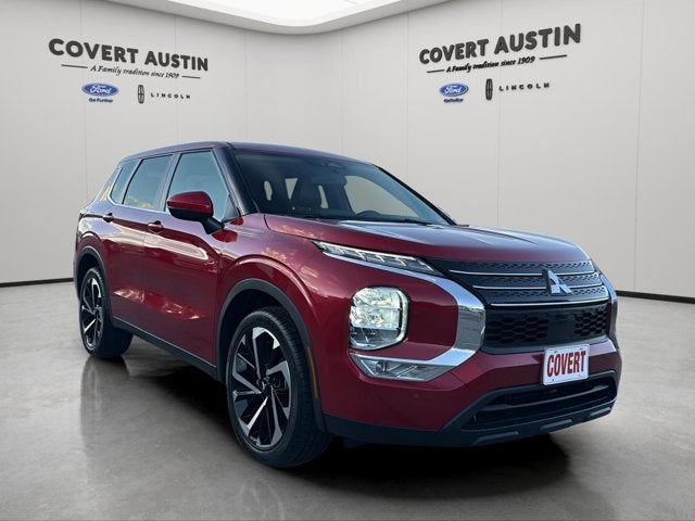 2024 Mitsubishi Outlander SE