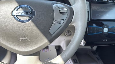 2011 Nissan Leaf SL