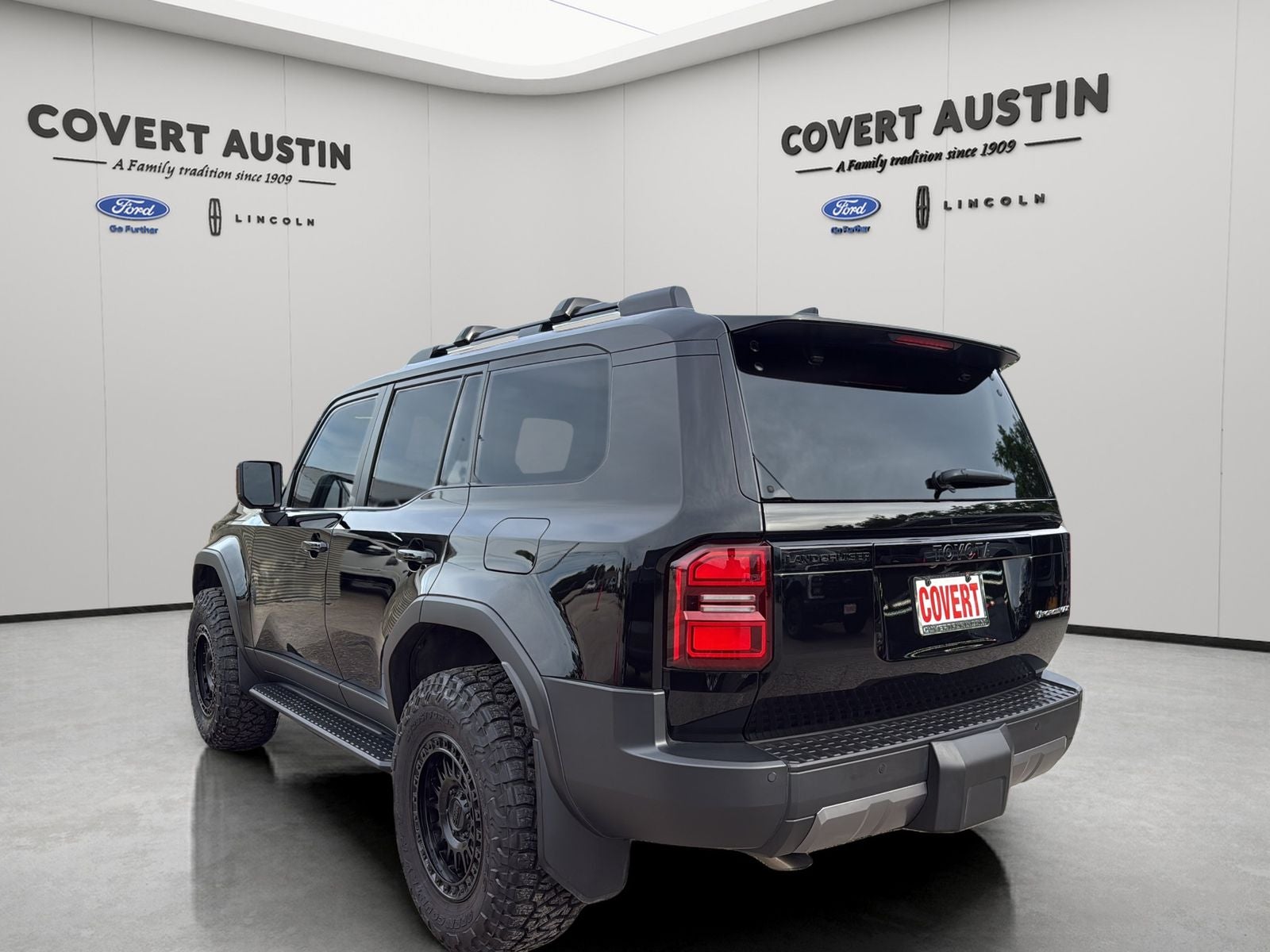 2025 Toyota Land Cruiser Base