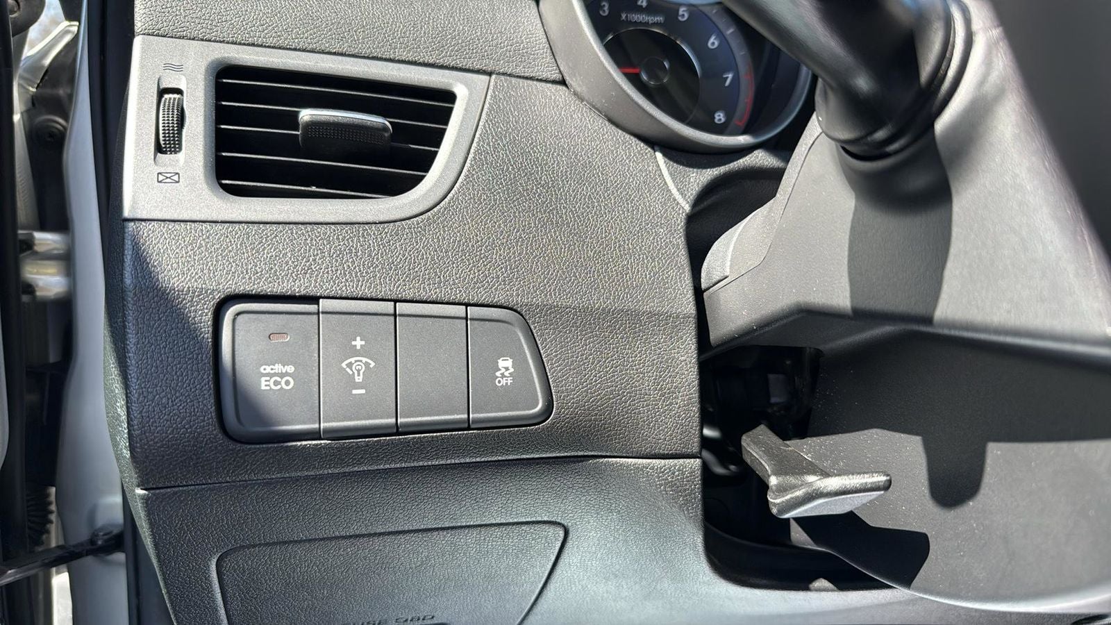 2014 Hyundai Elantra Base