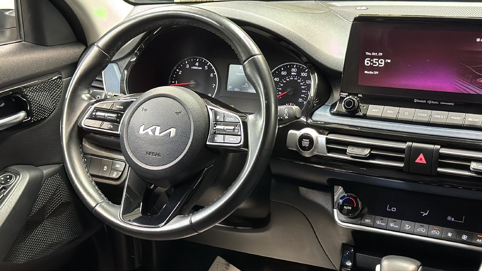 2023 Kia Seltos S