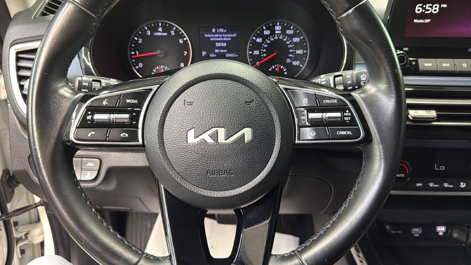 2023 Kia Seltos S