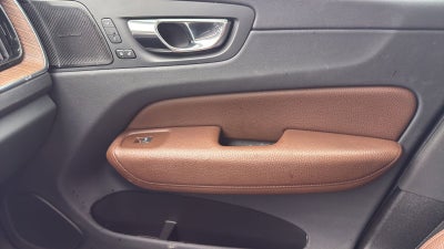 2019 Volvo XC60 T5 Momentum