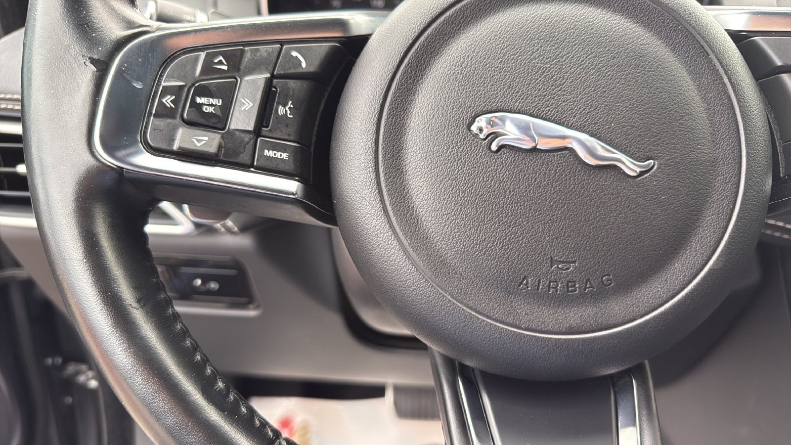 2018 Jaguar F-PACE 30t R-Sport