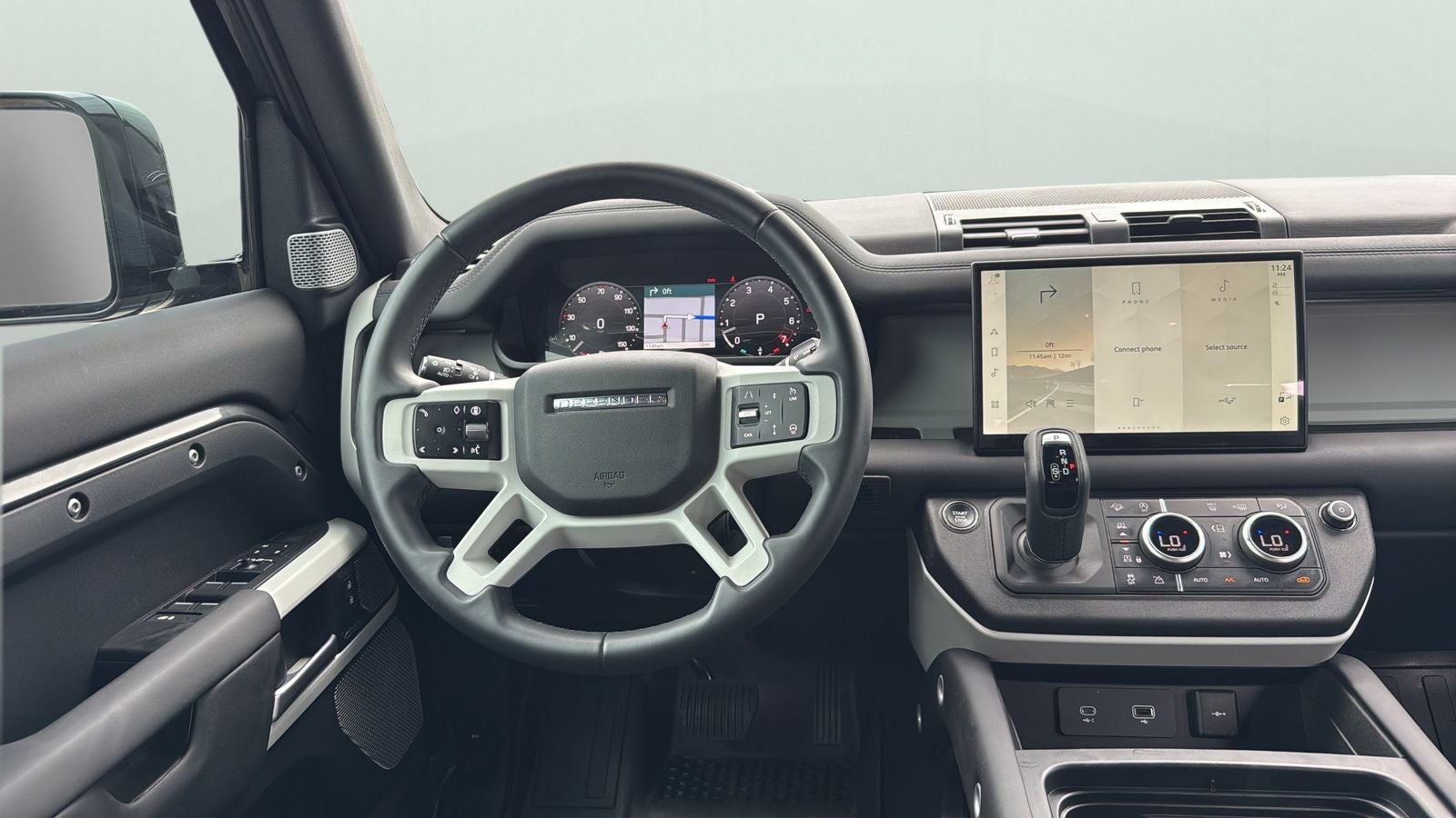 2024 Land Rover Defender 130 X-Dynamic SE