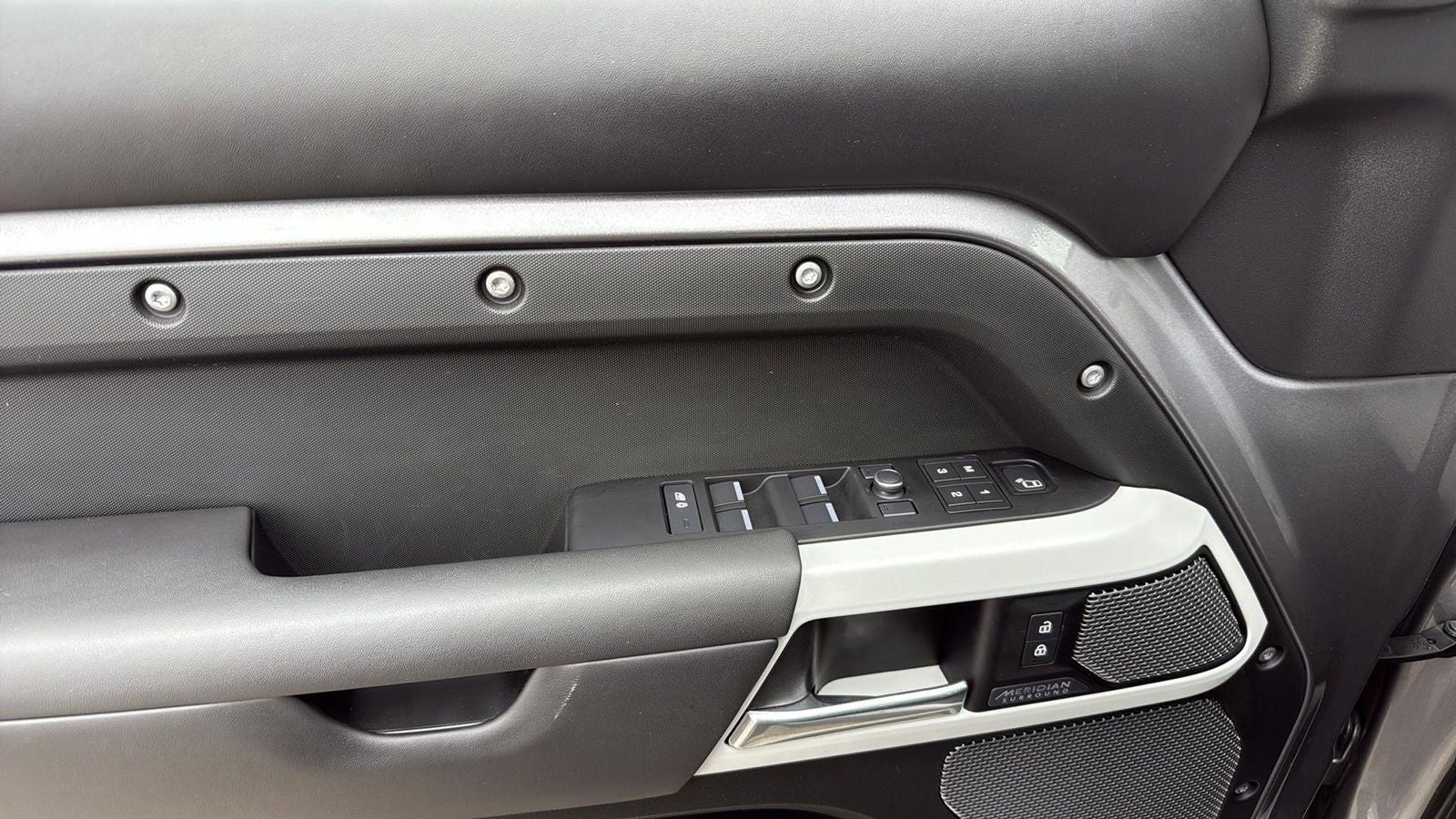 2020 Land Rover Defender 110 First Edition