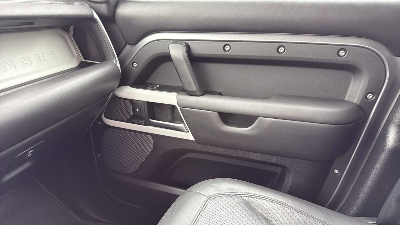 2020 Land Rover Defender 110 First Edition