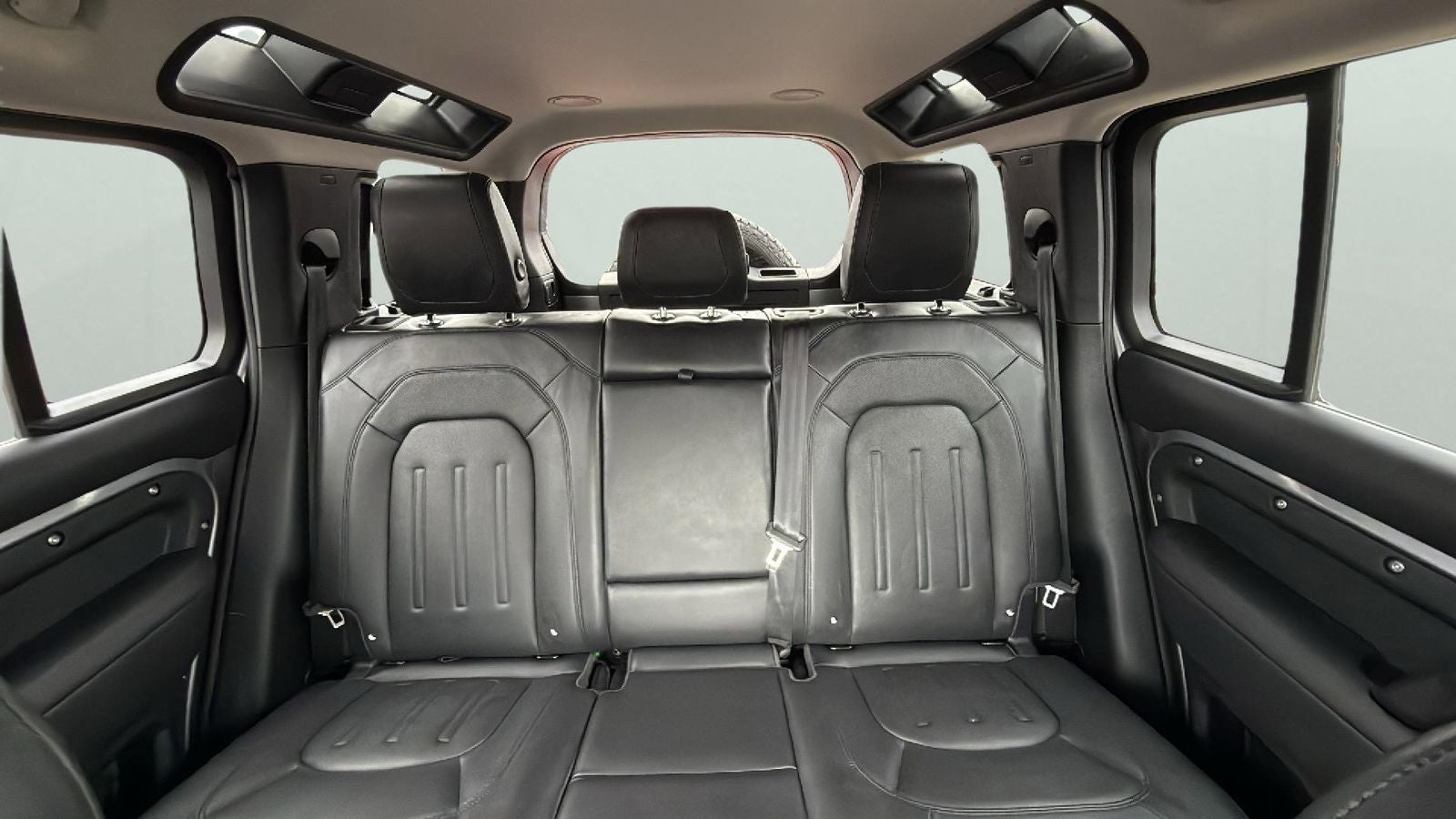 2020 Land Rover Defender 110 First Edition