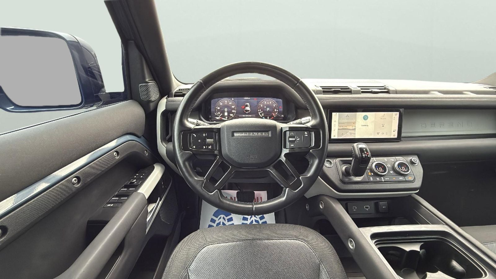 2020 Land Rover Defender 110 SE