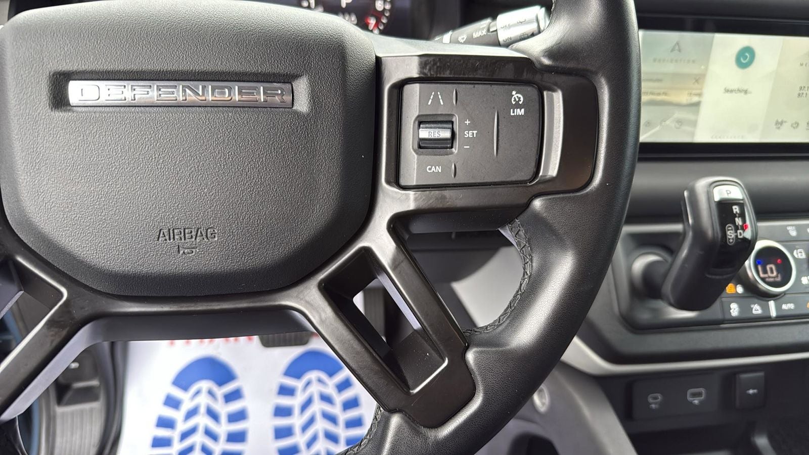 2020 Land Rover Defender 110 SE