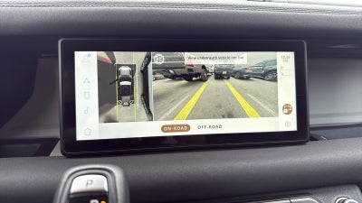 2020 Land Rover Defender 110 SE