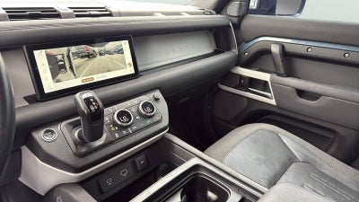2020 Land Rover Defender 110 SE
