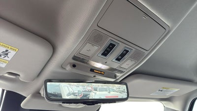 2020 Land Rover Defender 110 SE