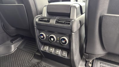 2020 Land Rover Defender 110 SE