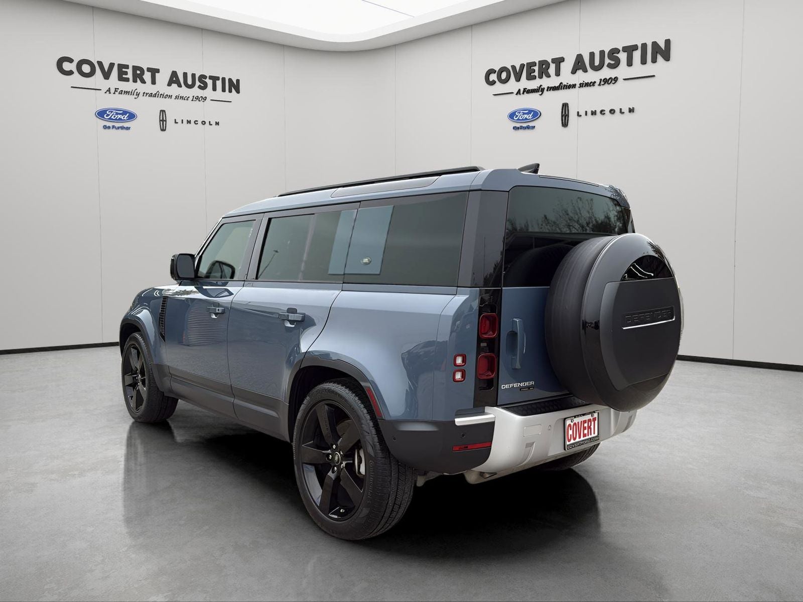 2020 Land Rover Defender 110 SE