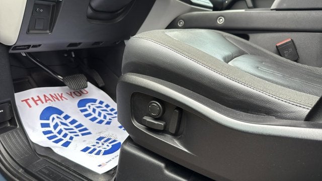 2020 Land Rover Defender 110 SE