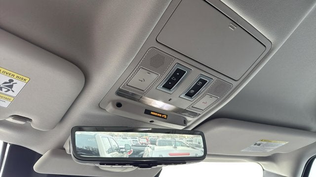 2020 Land Rover Defender 110 SE