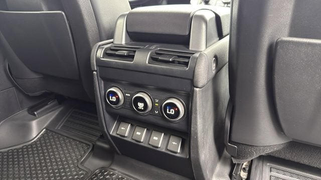 2020 Land Rover Defender 110 SE