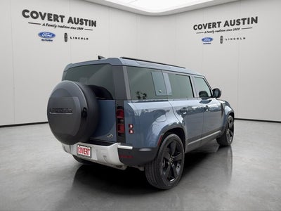 2020 Land Rover Defender 110 SE