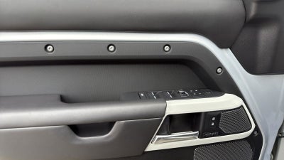 2022 Land Rover Defender 110 XS Edition