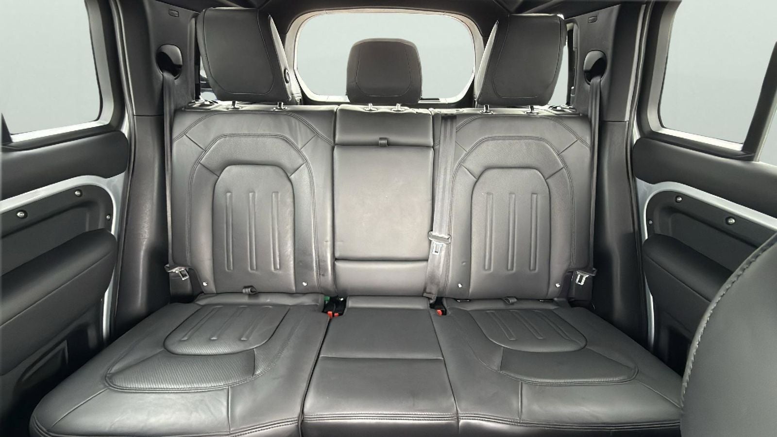 2022 Land Rover Defender 110 XS Edition