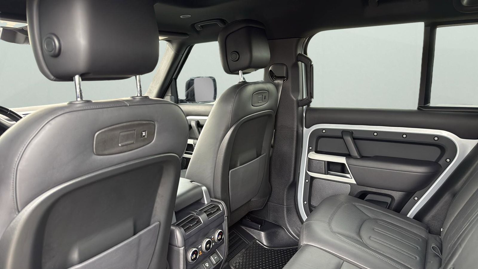 2022 Land Rover Defender 110 XS Edition