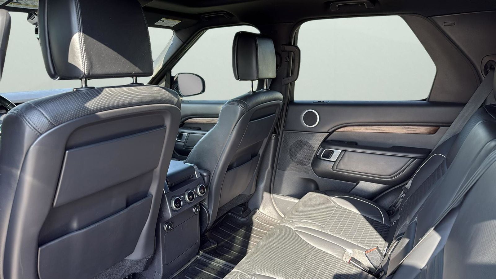 2020 Land Rover Discovery HSE Luxury