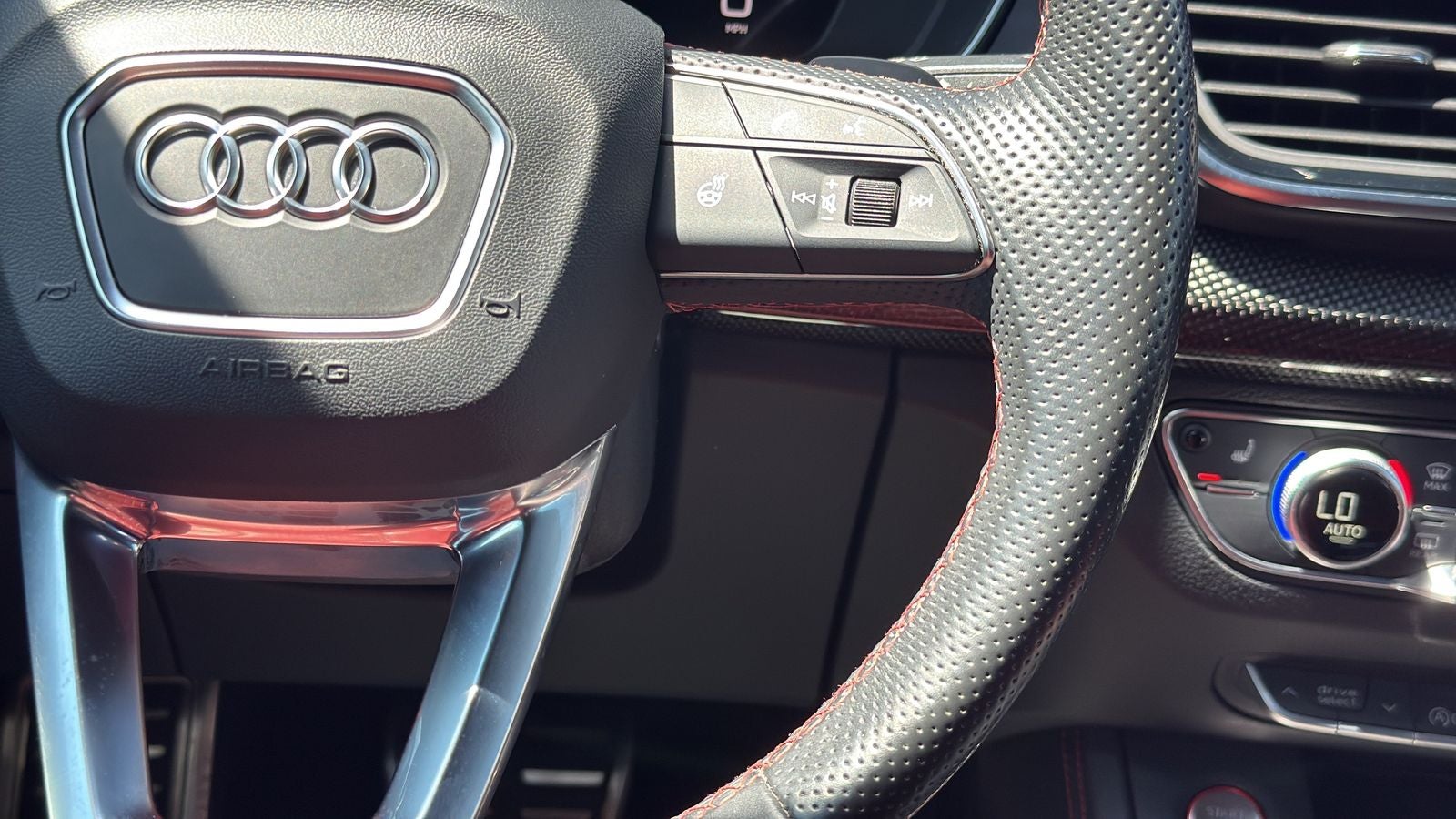 2023 Audi SQ5 Sportback Prestige quattro