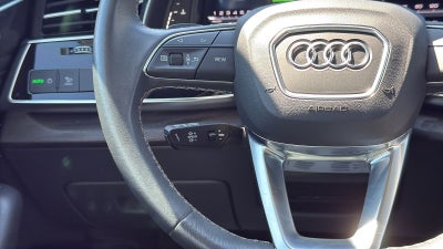2023 Audi Q8 55 Premium quattro