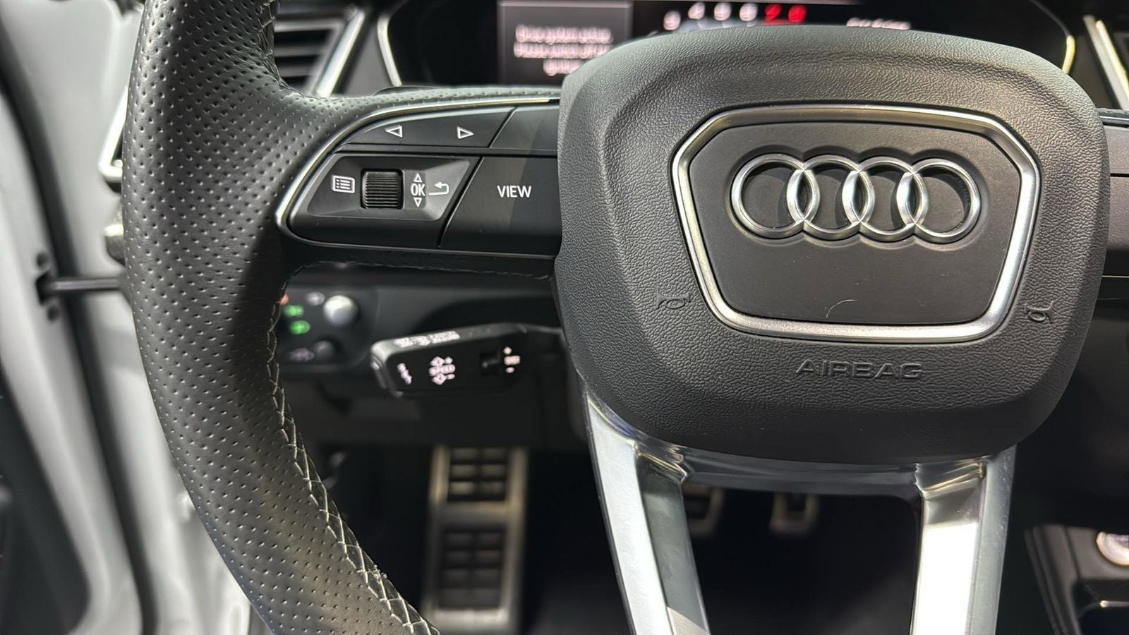 2023 Audi SQ5 Prestige quattro