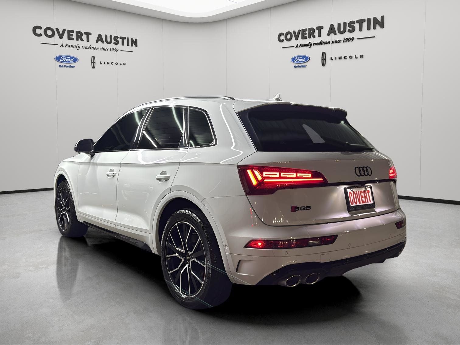 2023 Audi SQ5 Prestige quattro