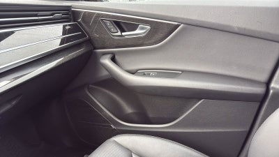 2020 Audi Q8 55 Premium Plus quattro