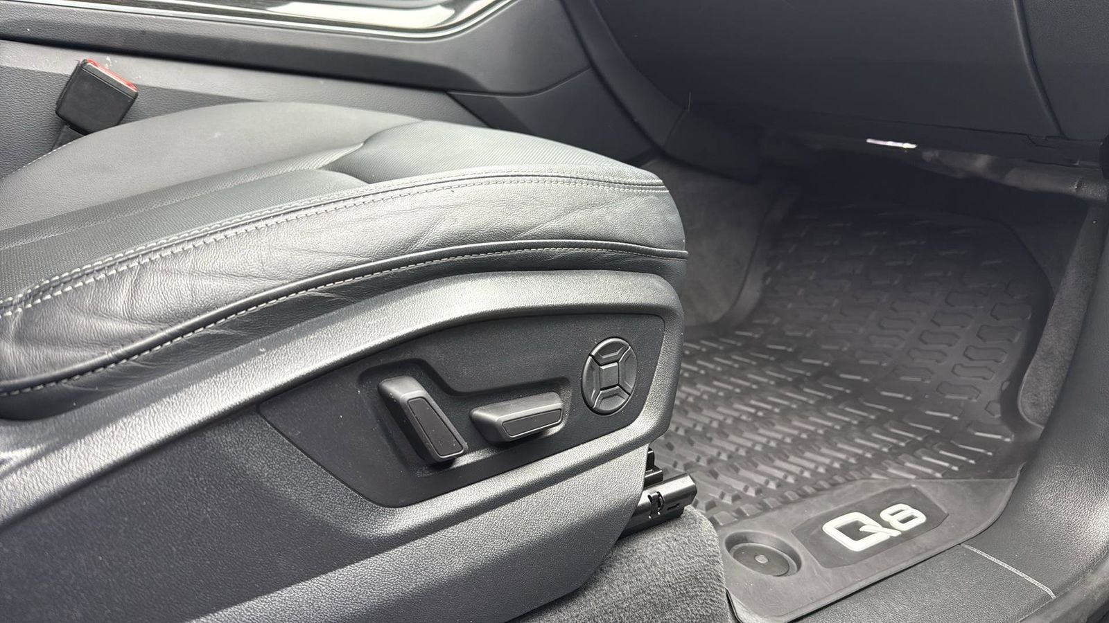 2020 Audi Q8 55 Premium Plus quattro