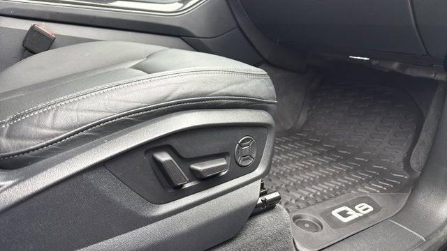 2020 Audi Q8 55 Premium Plus quattro