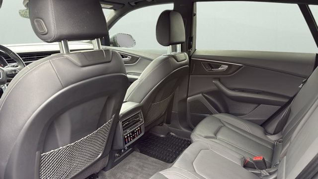 2020 Audi Q8 55 Premium Plus quattro