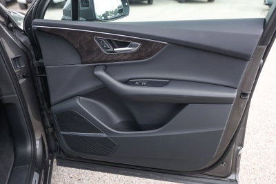 2022 Audi Q7 45 Premium Plus quattro
