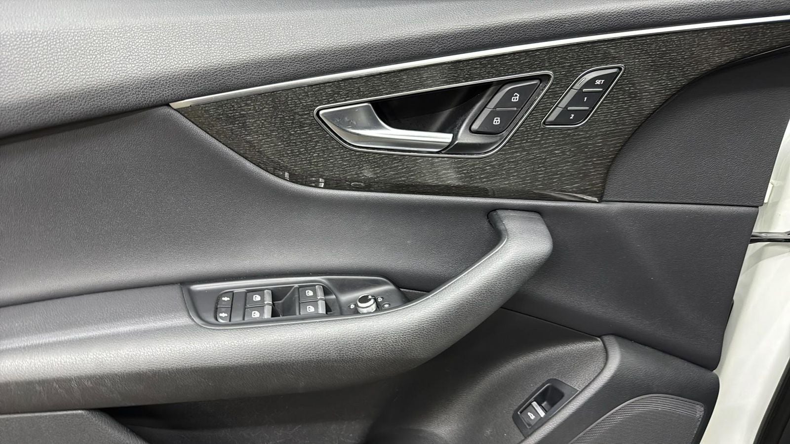 2020 Audi Q7 55 Premium Plus quattro