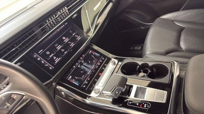 2022 Audi Q7 55 Prestige quattro