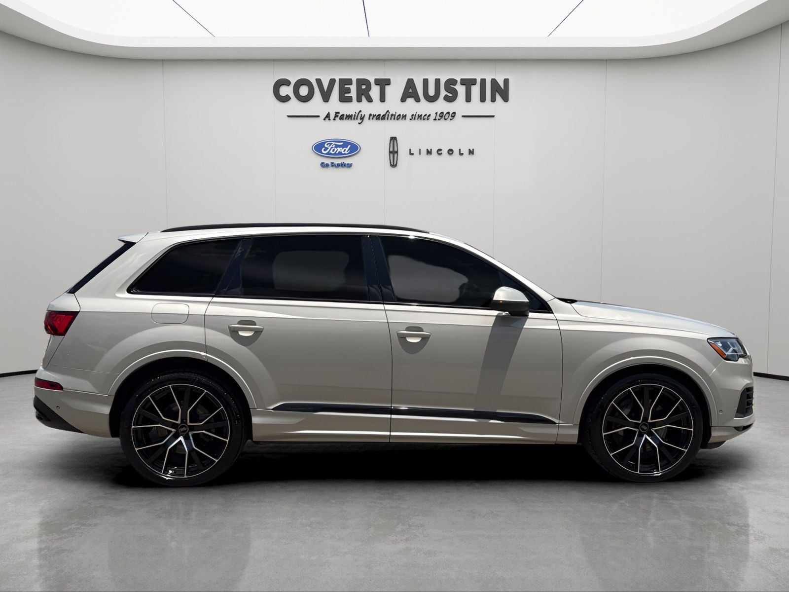 2022 Audi Q7 55 Prestige quattro