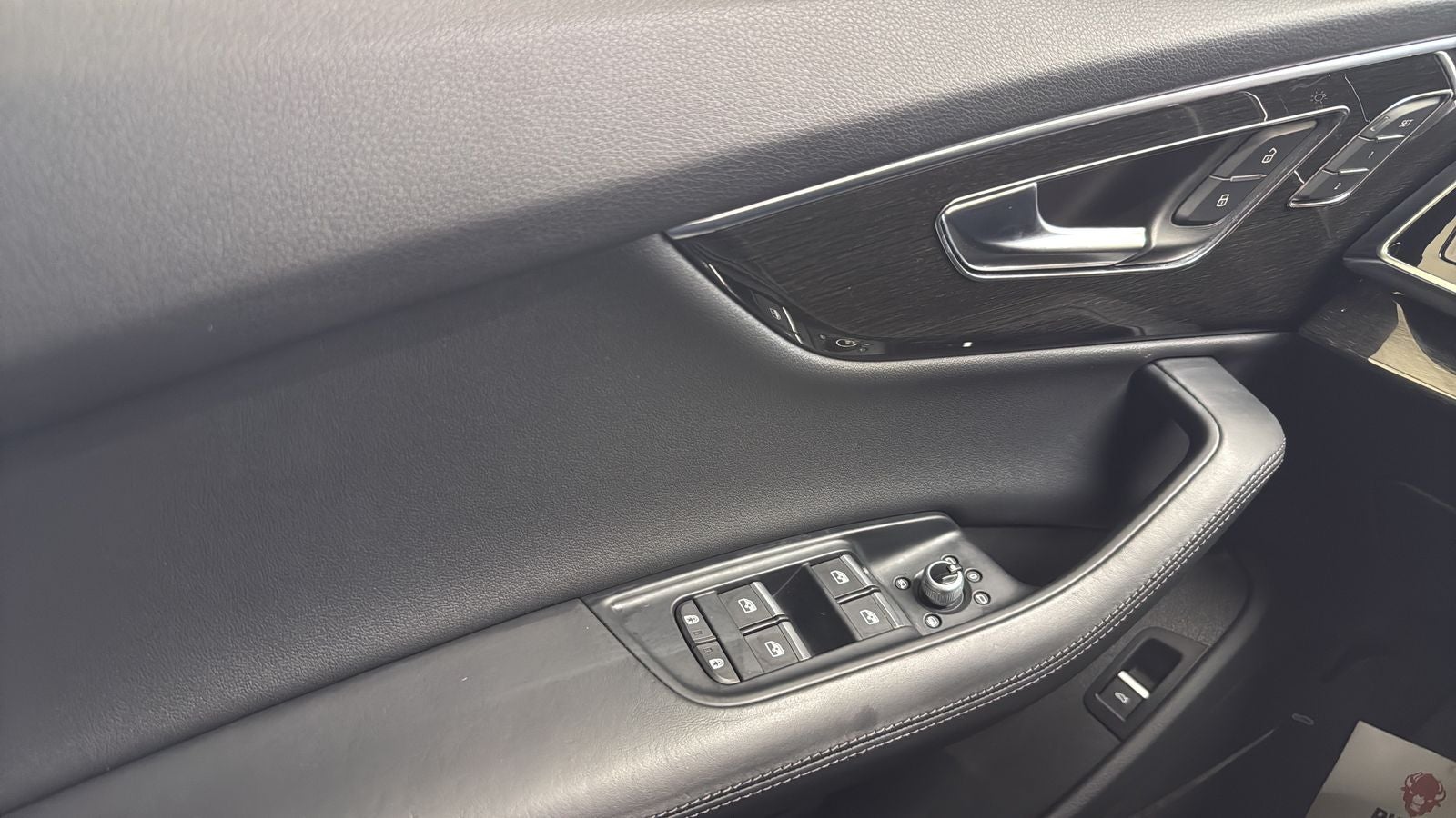 2022 Audi Q7 55 Prestige quattro
