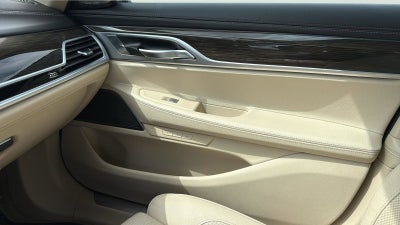 2019 BMW 7 Series 740i
