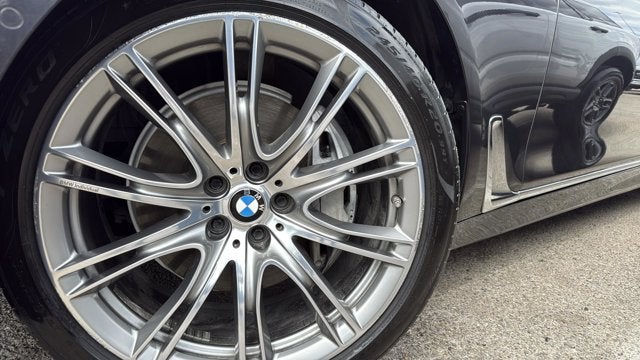 2019 BMW 7 Series 740i