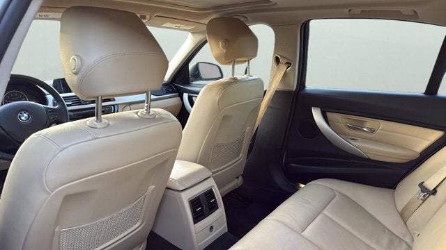 2018 BMW 3 Series 320i