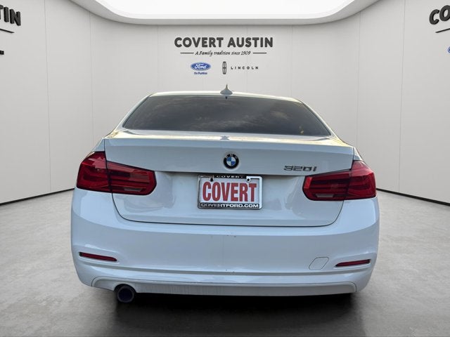 2018 BMW 3 Series 320i