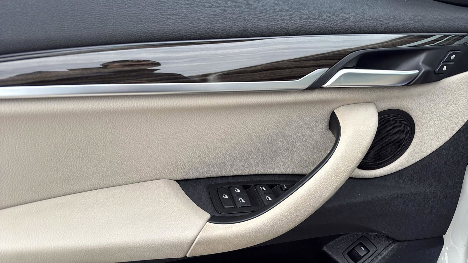 2022 BMW X1 xDrive28i