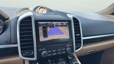 2017 Porsche Cayenne Platinum Edition