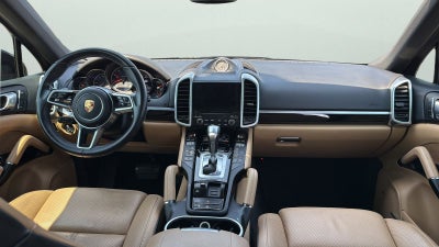 2017 Porsche Cayenne Platinum Edition