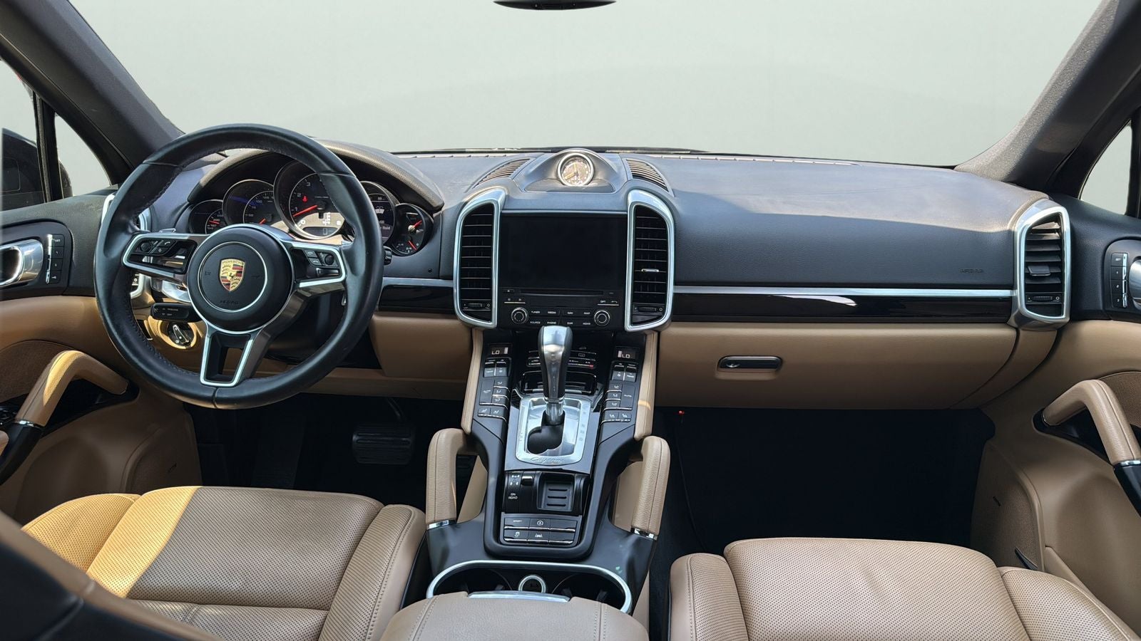 2017 Porsche Cayenne Platinum Edition