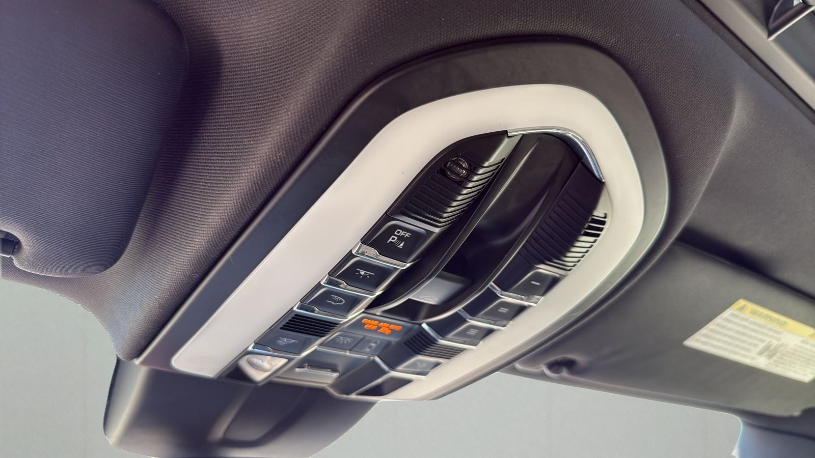 2017 Porsche Cayenne Platinum Edition